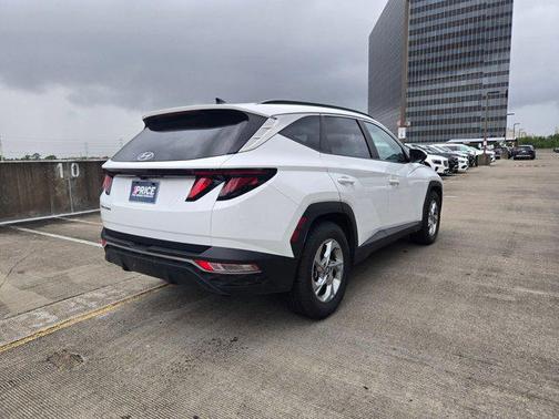 White Pearl 2024 Hyundai TUCSON SEL