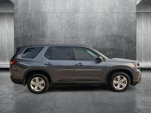 2023 Honda Pilot 2WD LX