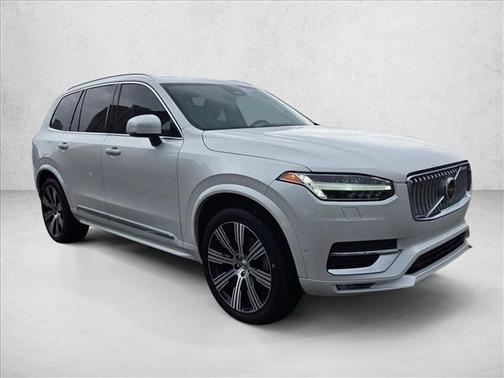 Crystal White Metallic 2023 Volvo XC90 B6 Ultimate 7-Seater