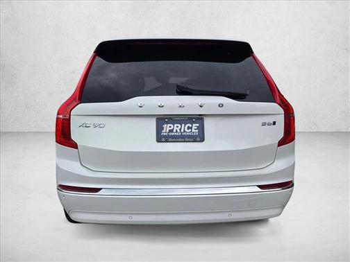 Crystal White Metallic 2023 Volvo XC90 B6 Ultimate 7-Seater