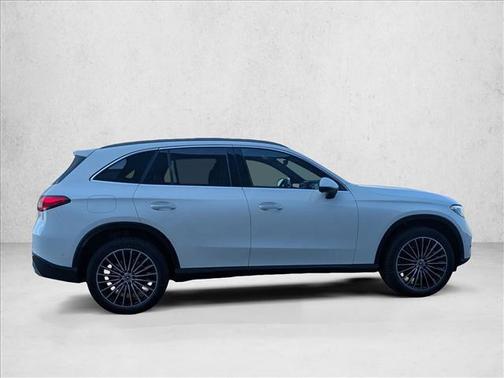 2026 Mercedes-Benz GLC 300 Base