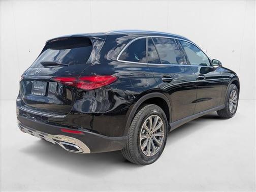 2025 Mercedes-Benz GLC 300 Base