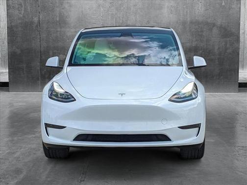 2025 Tesla Model Y Long Range Dual Motor All-Wheel Drive