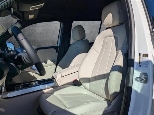 2025 Mercedes-Benz GLB 250 Base