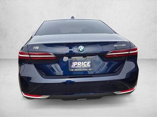 2026 BMW i5 eDrive40