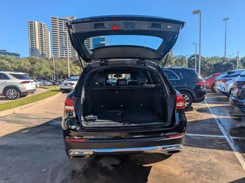 2018 Mercedes-Benz GLC 300 Base