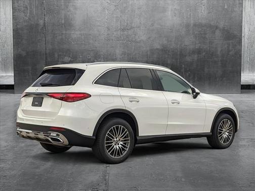 2025 Mercedes-Benz GLC 300 Base