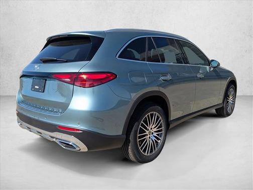 Verde Silver Metallic 2026 Mercedes-Benz GLC 300 Base