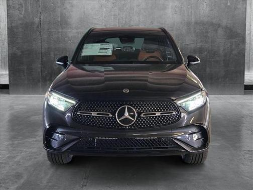 2025 Mercedes-Benz GLC 300 Base