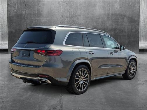 2025 Mercedes-Benz GLS 450 4MATIC