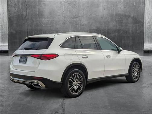 2025 Mercedes-Benz GLC 300 Base