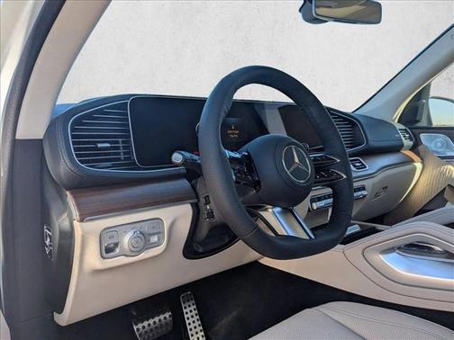 2026 Mercedes-Benz GLS 580 4MATIC
