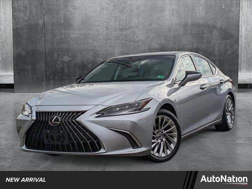 2022 Lexus ES 350 Ultra Luxury