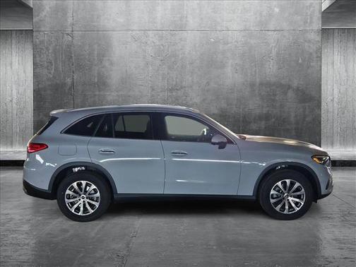 2025 Mercedes-Benz GLC 300 Base