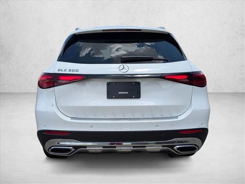 2025 Mercedes-Benz GLC 300 Base