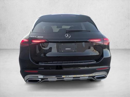 2026 Mercedes-Benz GLC 300 Base