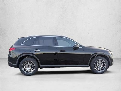 2026 Mercedes-Benz GLC 300 Base