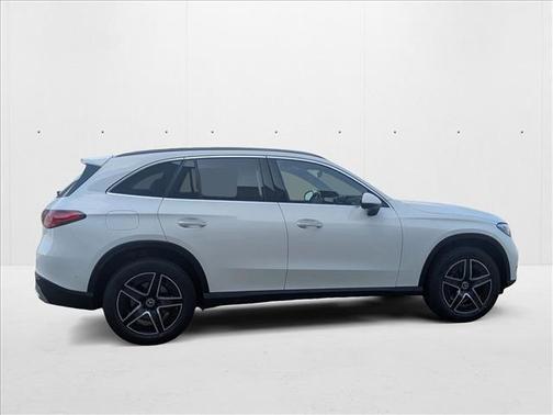 2026 Mercedes-Benz GLC 300 Base