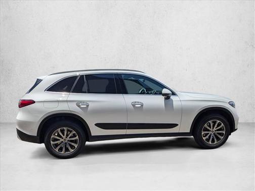 2025 Mercedes-Benz GLC 300 Base