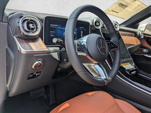 2025 Mercedes-Benz GLC 300 Base