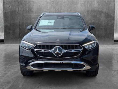2025 Mercedes-Benz GLC 300 Base