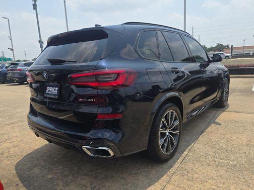 Carbon Black Metallic 2022 BMW X5 sDrive40i