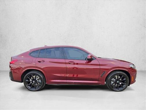 Aventurin Red Metallic 2025 BMW X4 xDrive30i