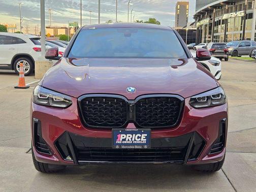 Aventurin Red Metallic 2025 BMW X4 xDrive30i