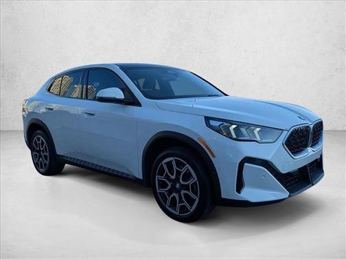 2025 BMW X2 xDrive28i