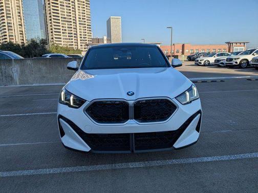 2025 BMW X2 xDrive28i