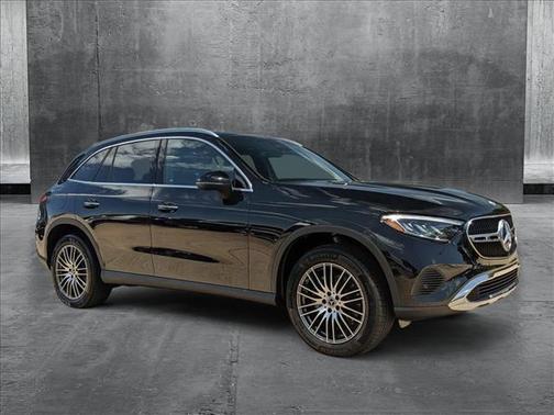 2025 Mercedes-Benz GLC 300 Base