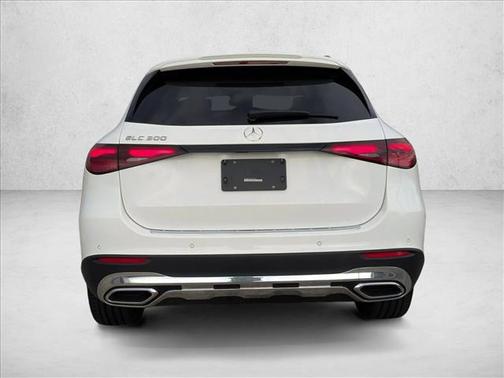 2026 Mercedes-Benz GLC 300 Base