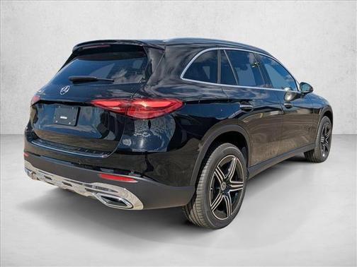 2026 Mercedes-Benz GLC 300 Base
