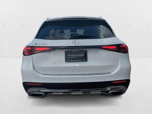 2025 Mercedes-Benz GLC 300 Base