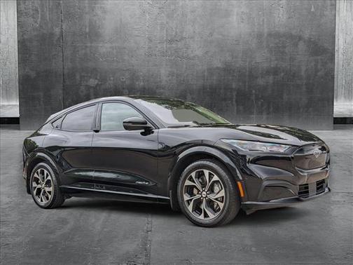 2022 Ford Mustang Mach-E Premium