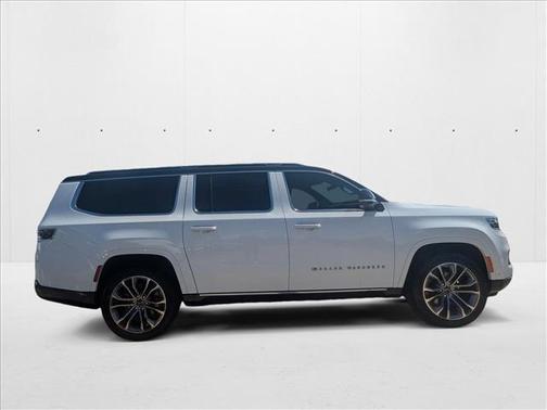 2023 Jeep Grand Wagoneer L Series III 4x4