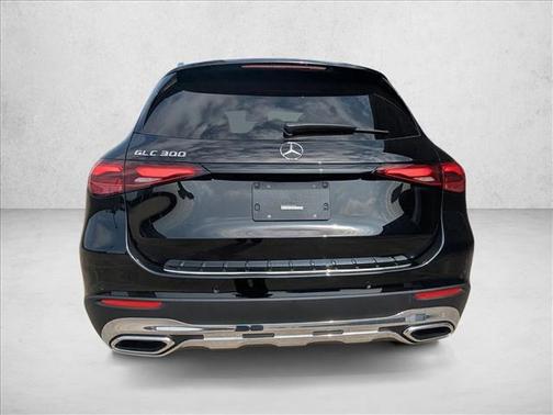 2026 Mercedes-Benz GLC 300 Base
