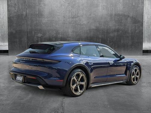 2021 Porsche Taycan Cross Turismo 4