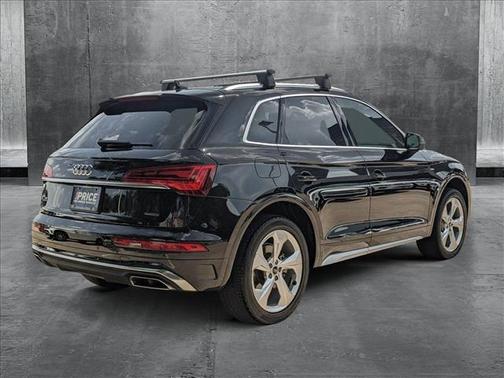 2023 Audi Q5 45 S line Premium Plus