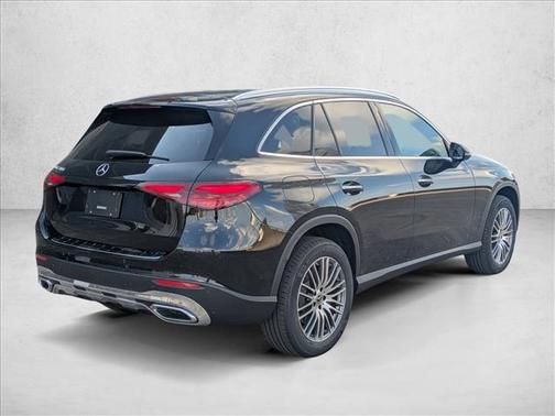 2026 Mercedes-Benz GLC 300 Base