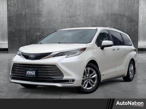 2021 Toyota Sienna Limited 7-Passenger