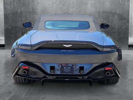 2021 Aston Martin Vantage Roadster