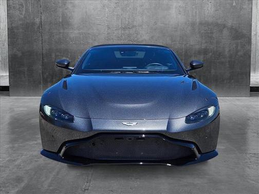 2021 Aston Martin Vantage Roadster