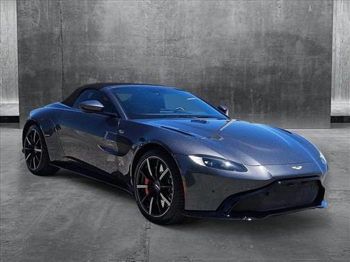 2021 Aston Martin Vantage Roadster