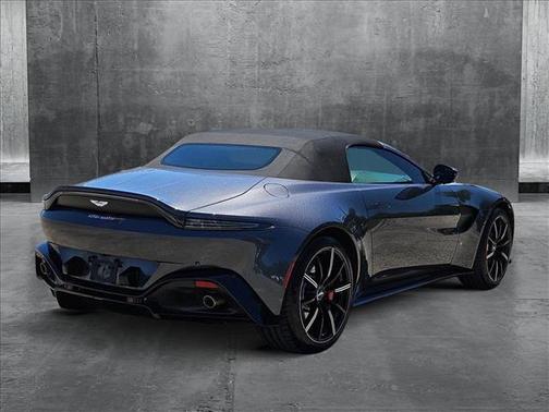 2021 Aston Martin Vantage Roadster