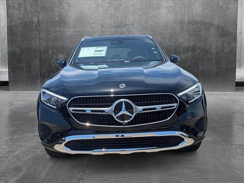 2025 Mercedes-Benz GLC 300 Base