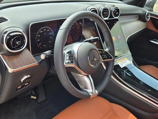 2026 Mercedes-Benz GLC 300 Base
