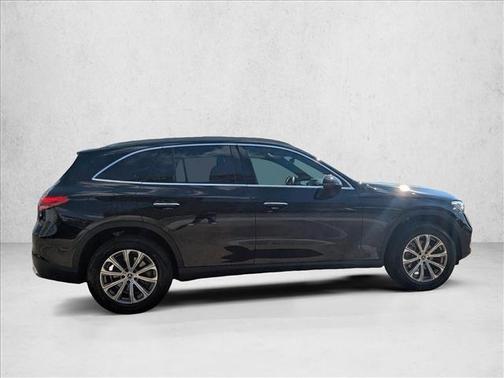 2024 Mercedes-Benz GLC 300 Base