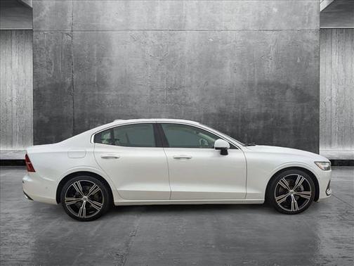 2020 Volvo S60 T5