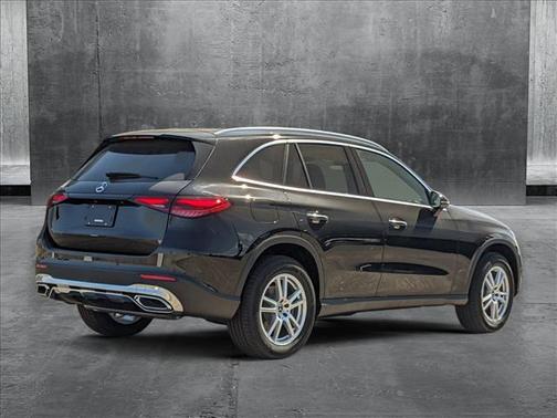 2025 Mercedes-Benz GLC 300 Base